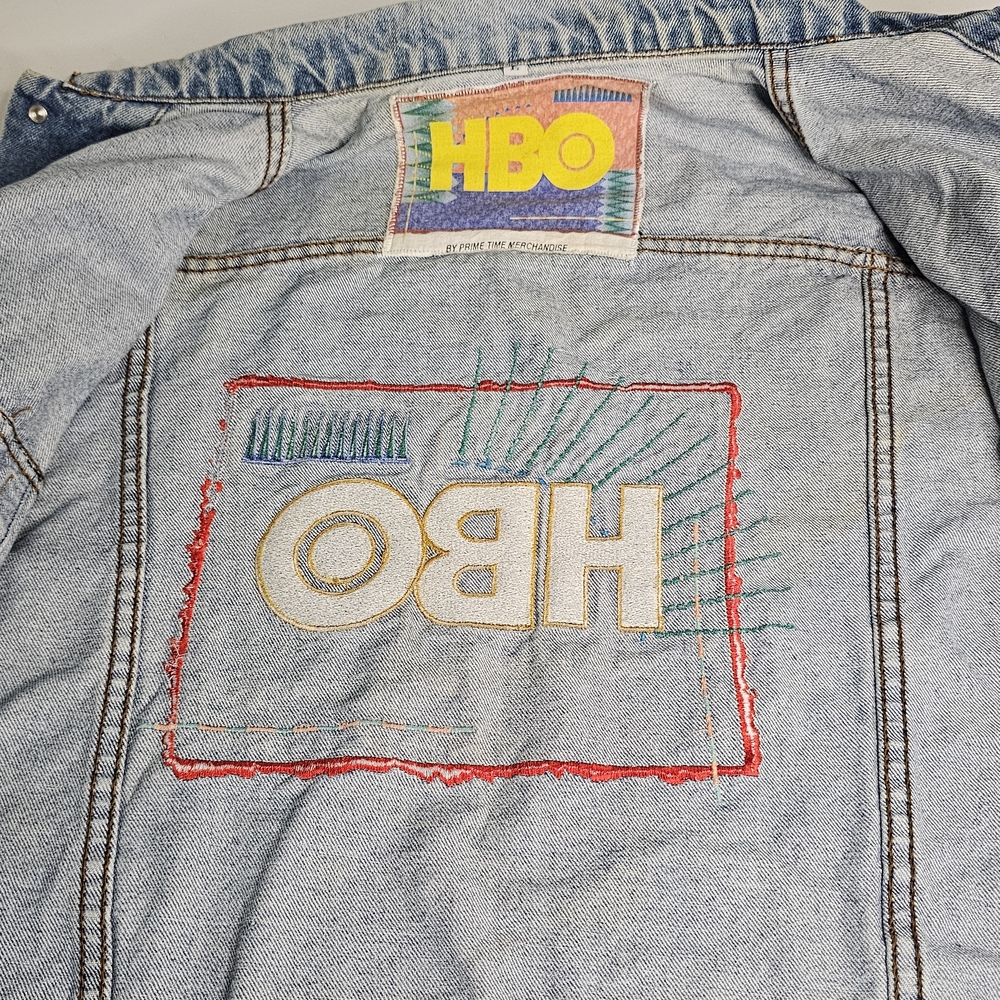 Vintage 80s/ 90s HBO Patch Light Wash Denim Jacket Sz Med Patch Pre Loved - Picture 9 of 16